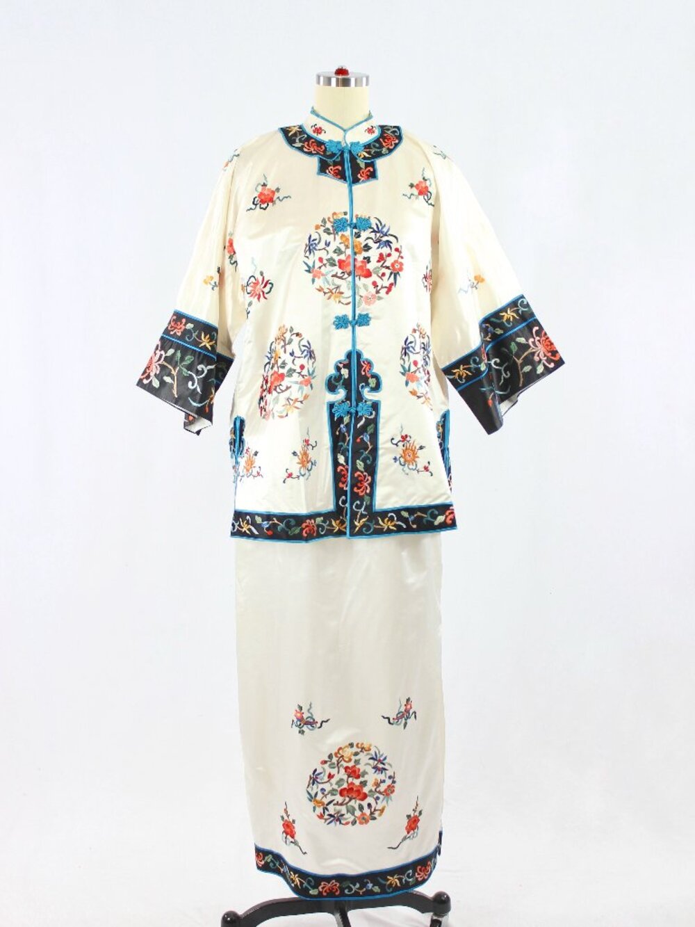 Vintage 60's ESME White Embroidered Oriental 100% Silk Blouse Skirt Set, Size XL